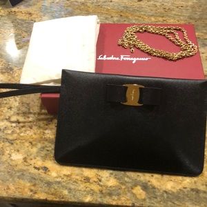 Nwt auth Ferragamo black leather wristlet wallet